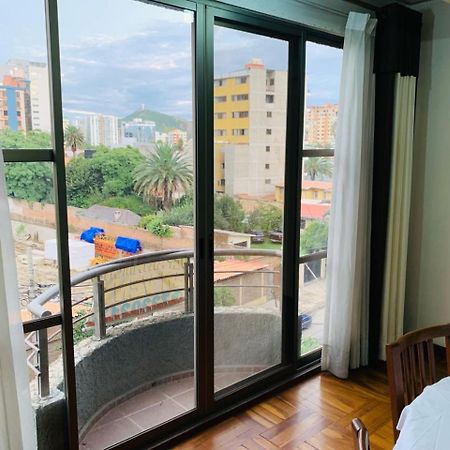 Apartamento Amplio Departamento Cochabamba Exterior foto